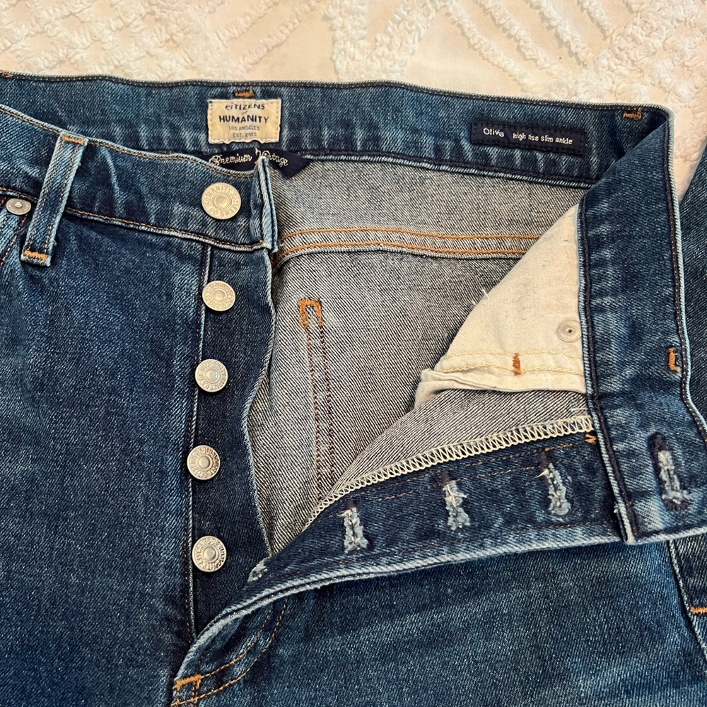 Citizens Of Humanity Dark Blue Straight-Leg Jeans - Picture 3 of 5